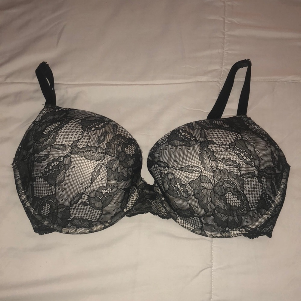 Victoria Secret Body by Victoria Lace Bra